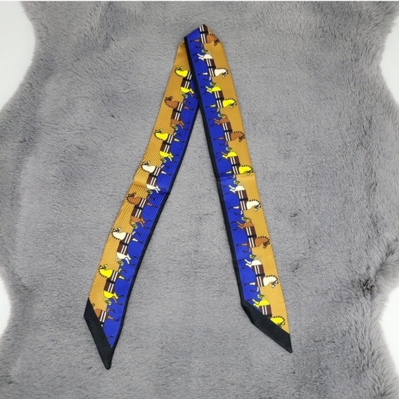 New Horse Print Silk Skinny Scarf Twilly - Picture 6 of 7